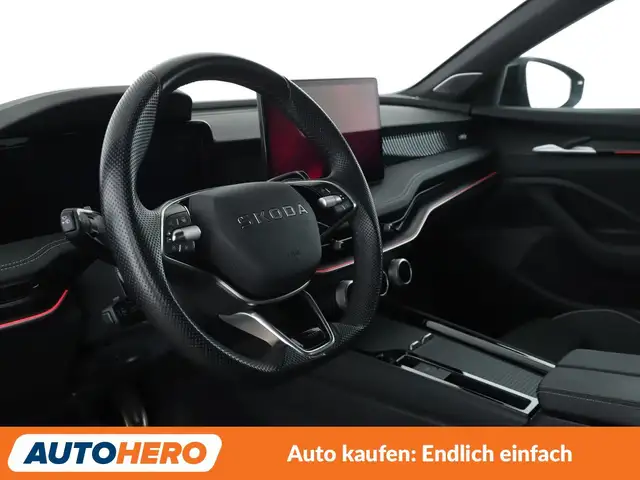 Skoda Superb view 11