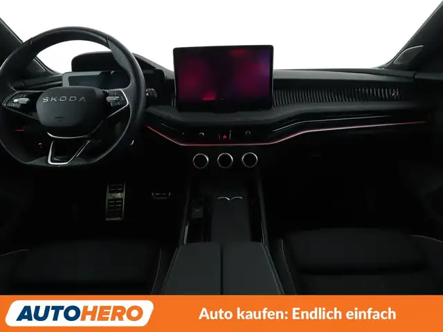 Skoda Superb view 12