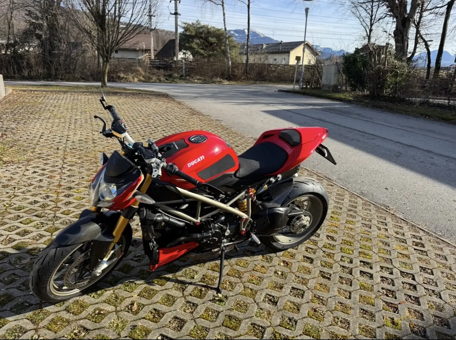 Ducati 1098 Ducati Streetfighter 1098s - 1