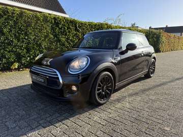 Mini 1.5 Chili. Half leer,Panoramadak,stoelverw !