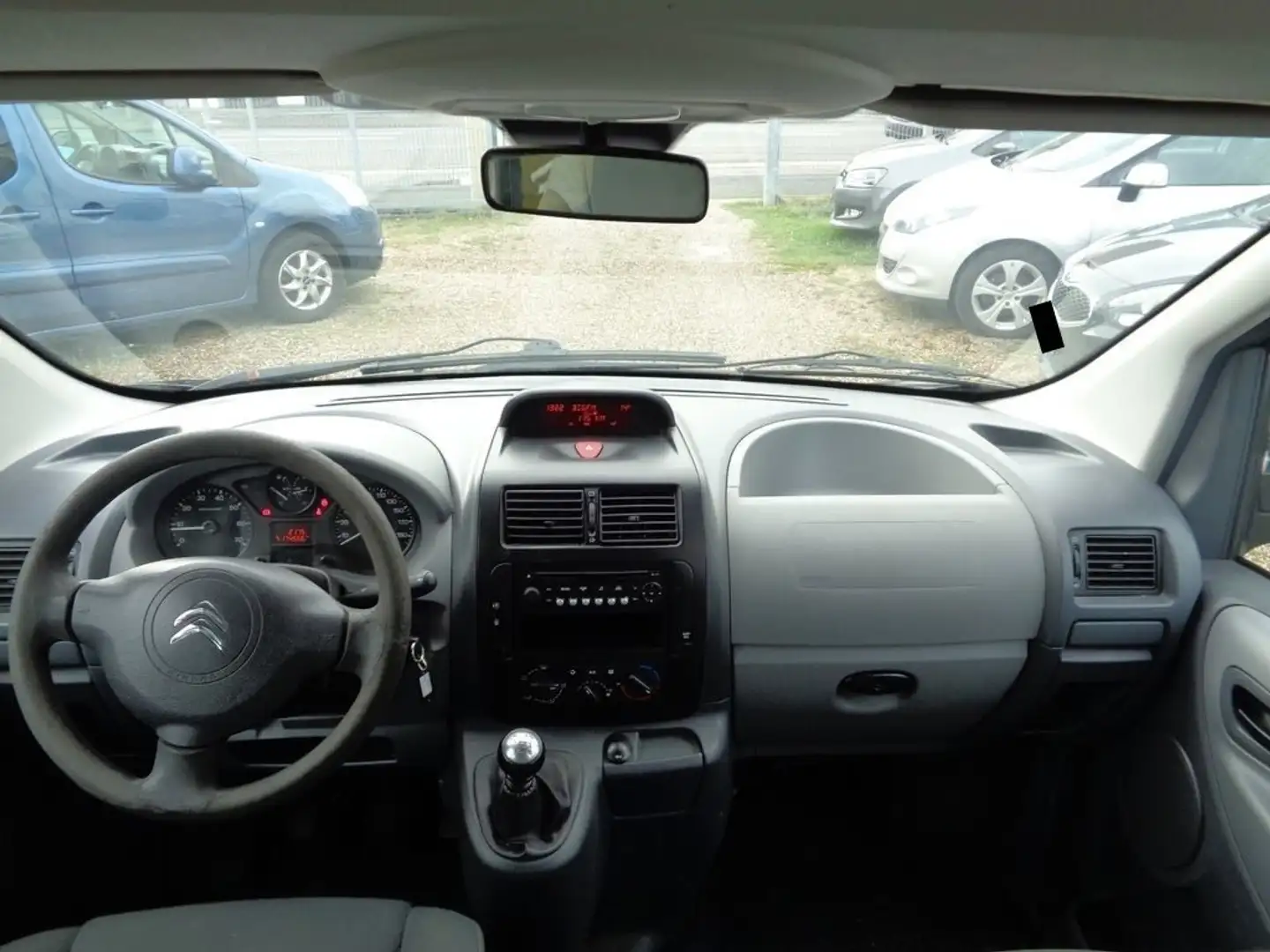 Citroen Jumpy 2.0 HDi/125 L2 Noir - 1