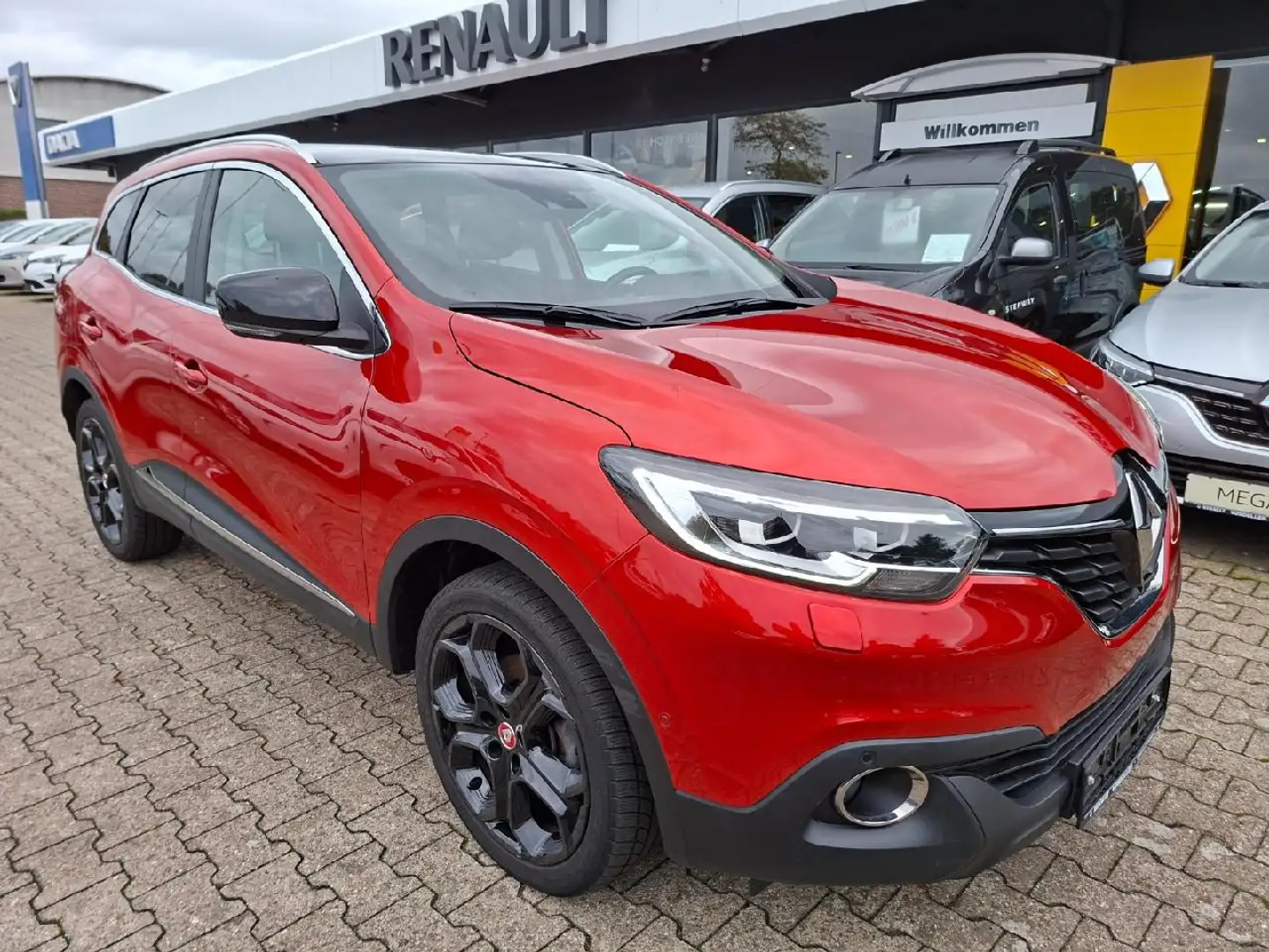 Renault Kadjar Crossborder*Bose*DAB*Leder*SHZ*Panorama Rot - 2