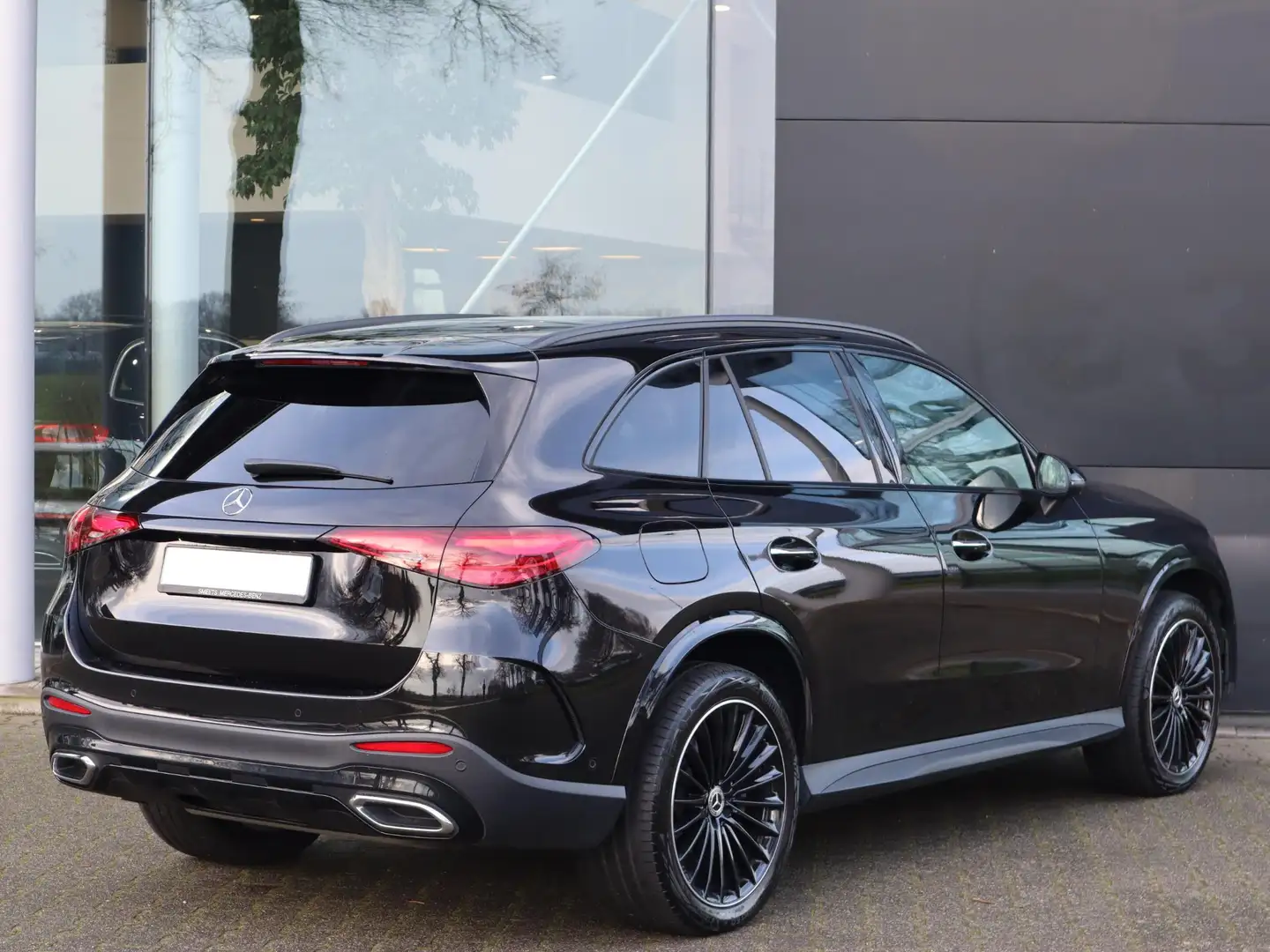 Mercedes-Benz GLC 400 e 4MATIC AMG line Noir - 2