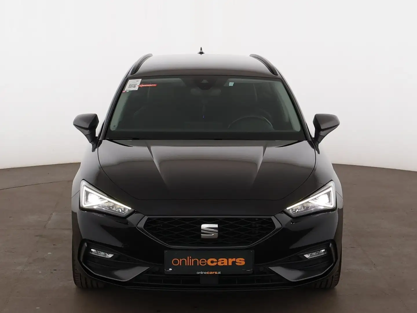 SEAT Leon ST 2.0 TDI FR Aut LED RADAR NAVI SITZHZG PDC Schwarz - 2
