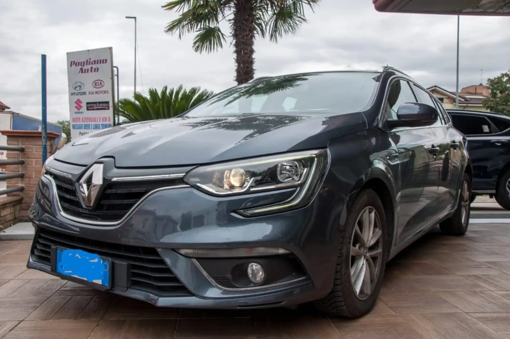 Renault Megane Sporter dCi 8V 110 CV Energy Zen Grijs - 1