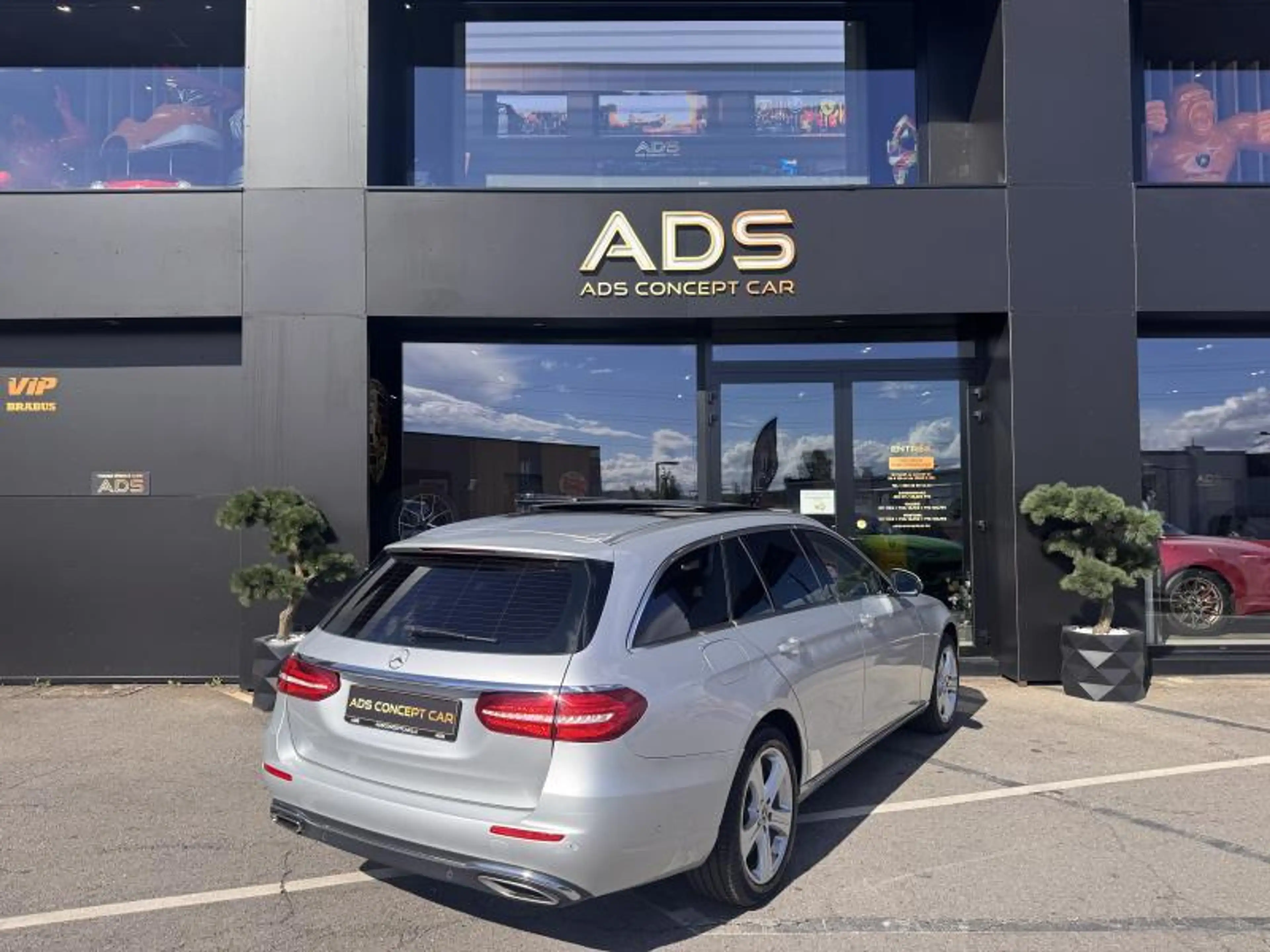 Mercedes-Benz E 400 Avantgarde/Attelage/Sièges électriques chauffant — photo 3