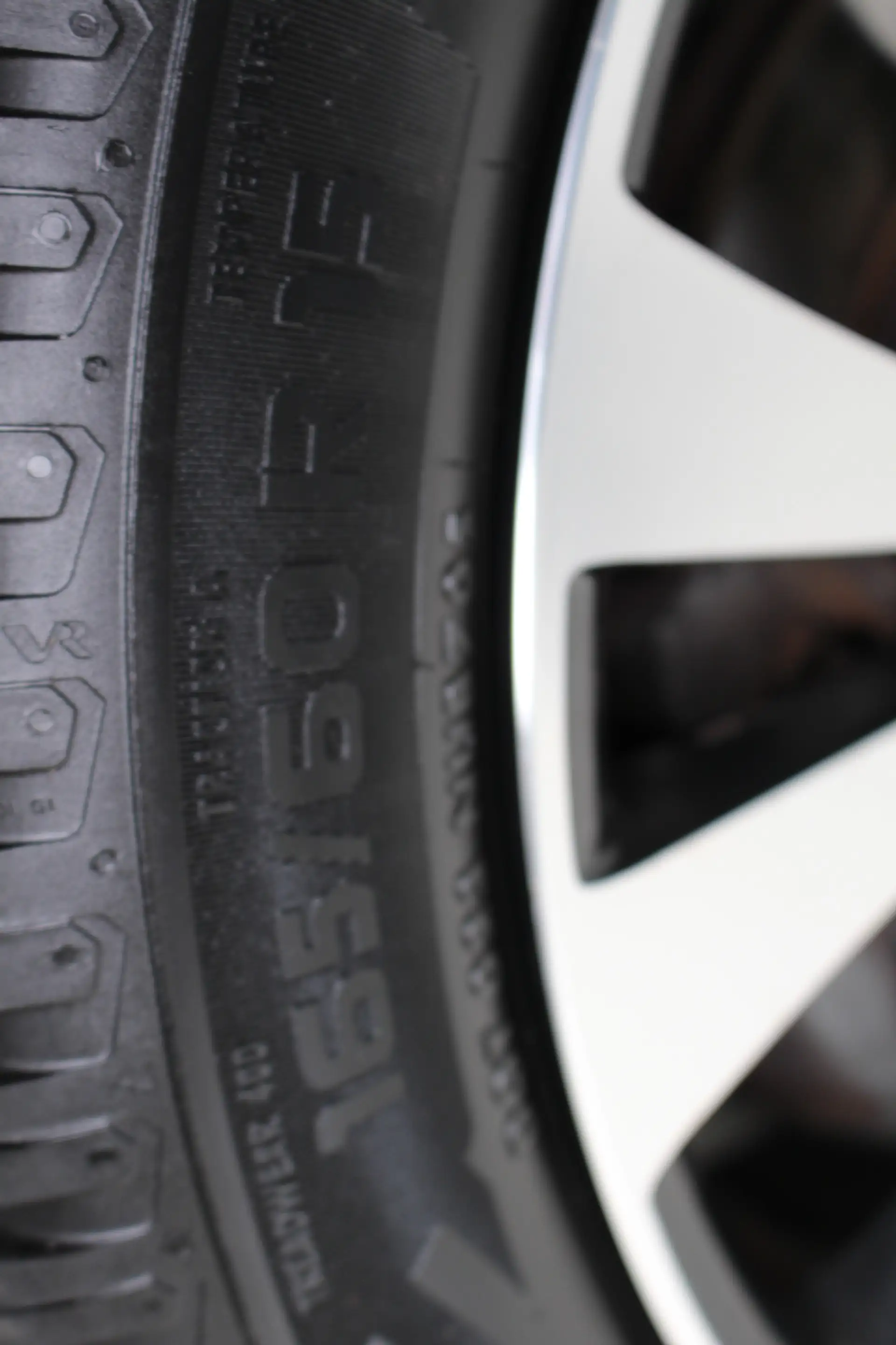 Toyota Aygo 1.0 VVT-i x-sport 5-drs | Airco | Camera | All Sea — photo 11