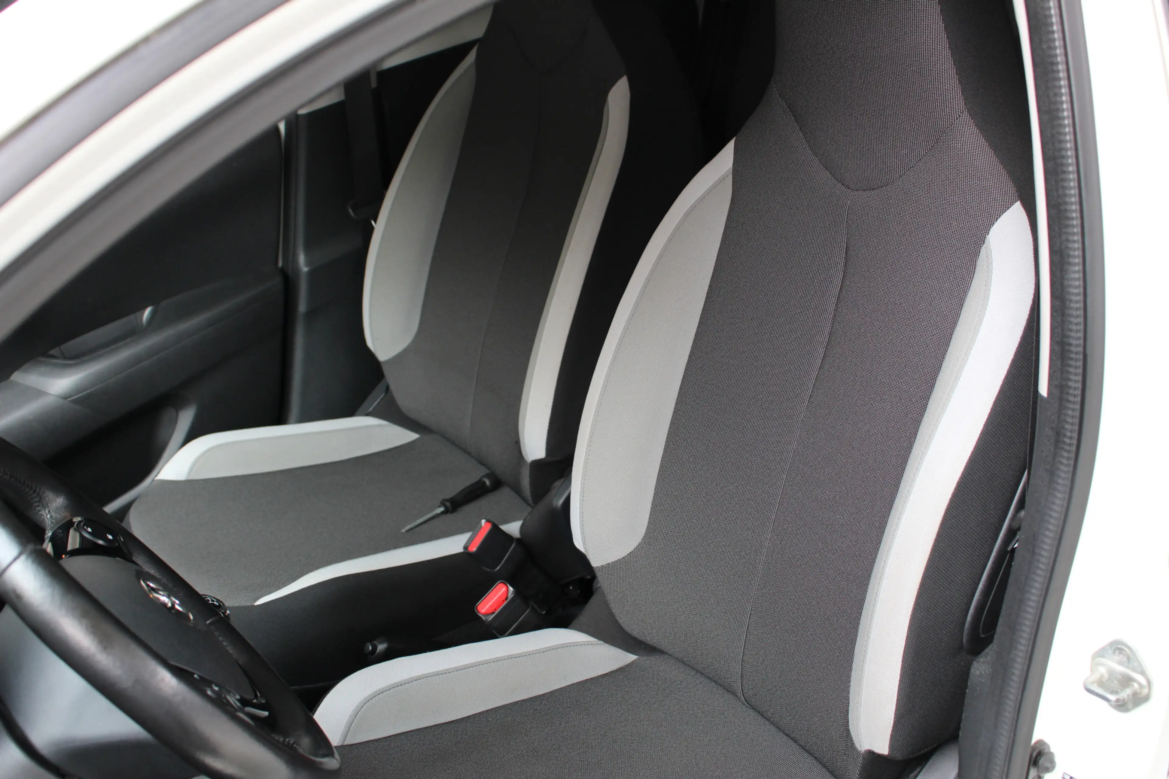 Toyota Aygo 1.0 VVT-i x-sport 5-drs | Airco | Camera | All Sea — photo 14