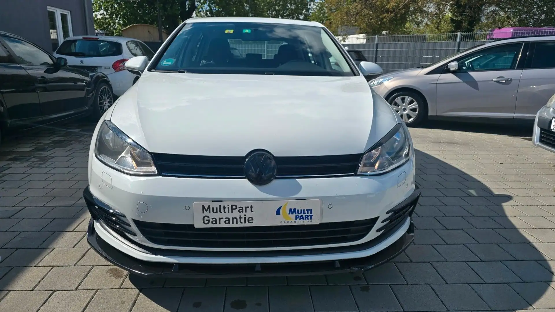 Volkswagen Golf VII Lim. Trendline BMT/TÜV NEU/GARANTIE/SPO Blanc - 2