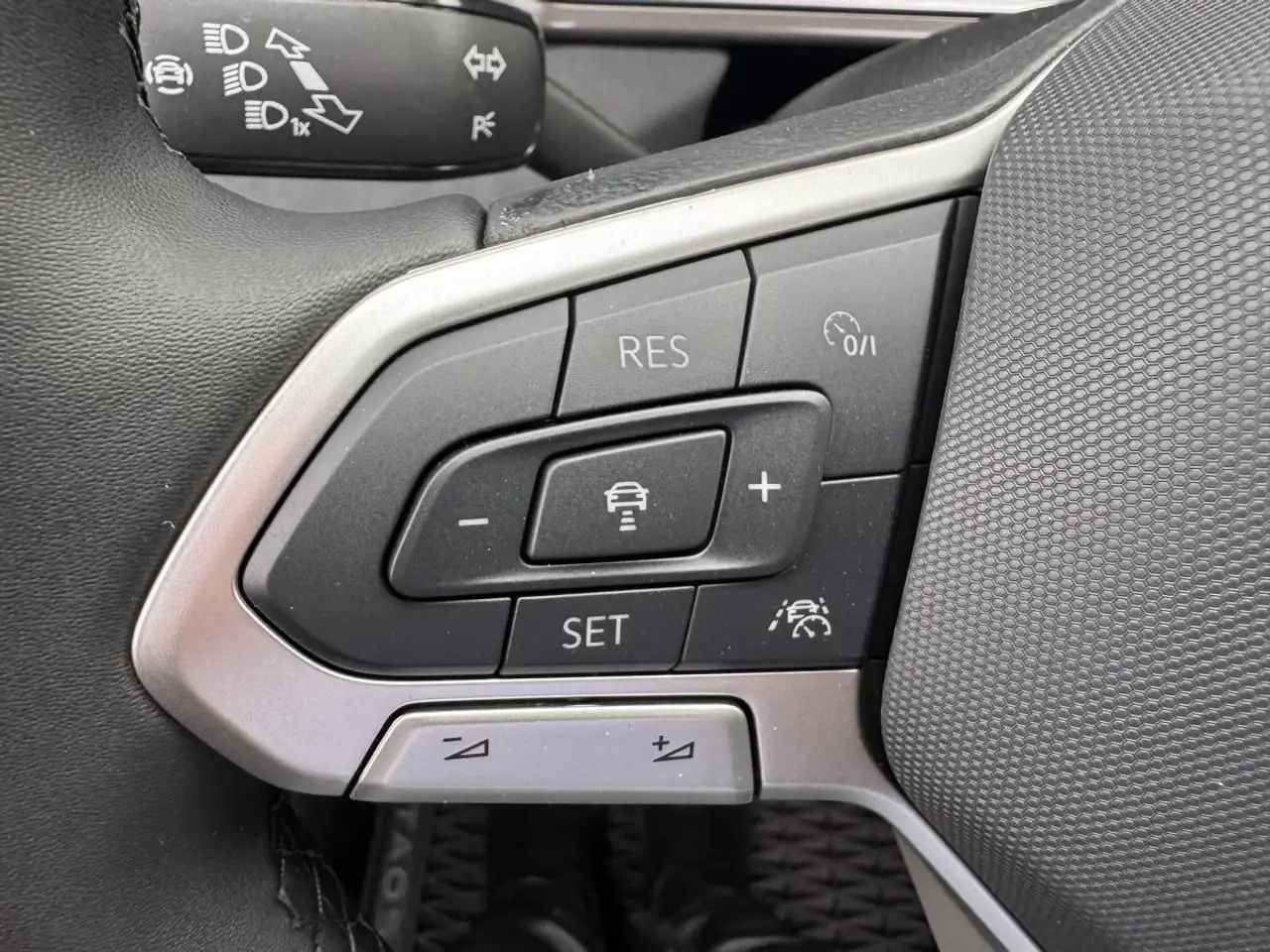Volkswagen Taos снимка Volkswagen Taos