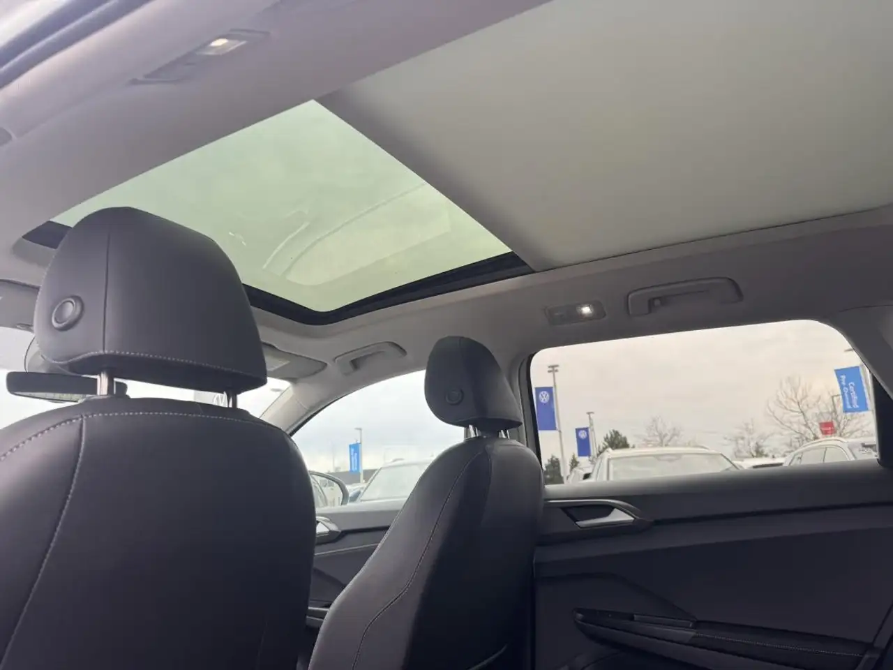 Volkswagen Taos снимка Volkswagen Taos