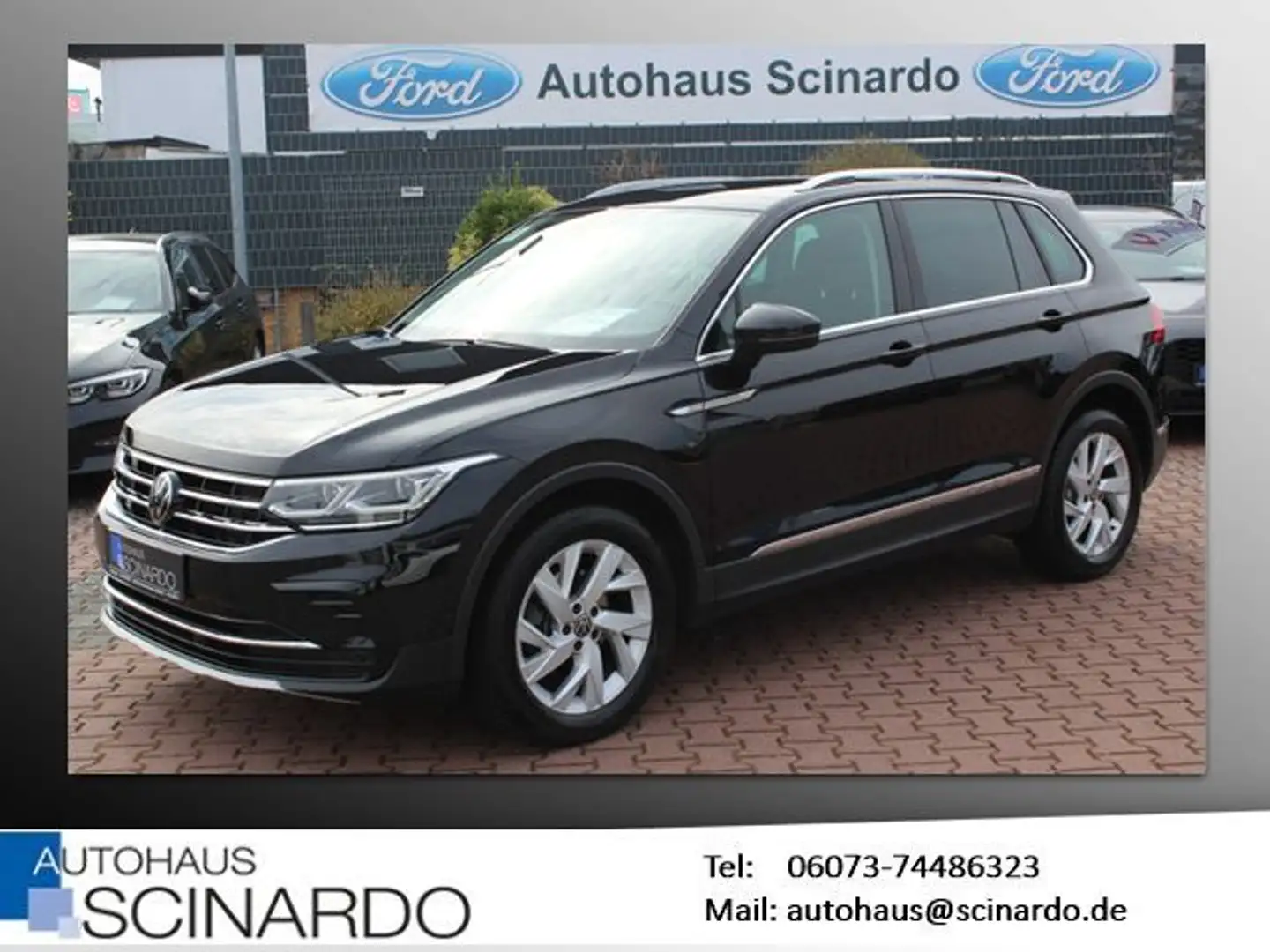 Volkswagen Tiguan 1.5 TSI Elegance *ACC*NAVI*LED*PDC Zwart - 1