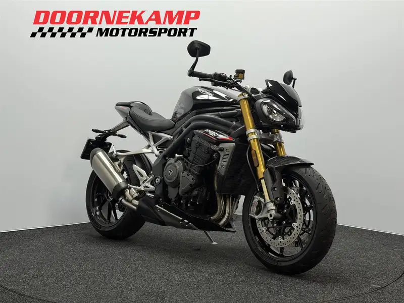 Triumph Speed Triple 1200 RS - foto 3