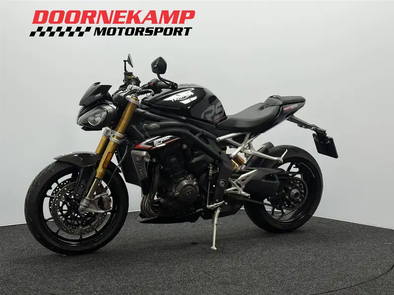 Triumph Speed Triple 1200 RS - foto 8