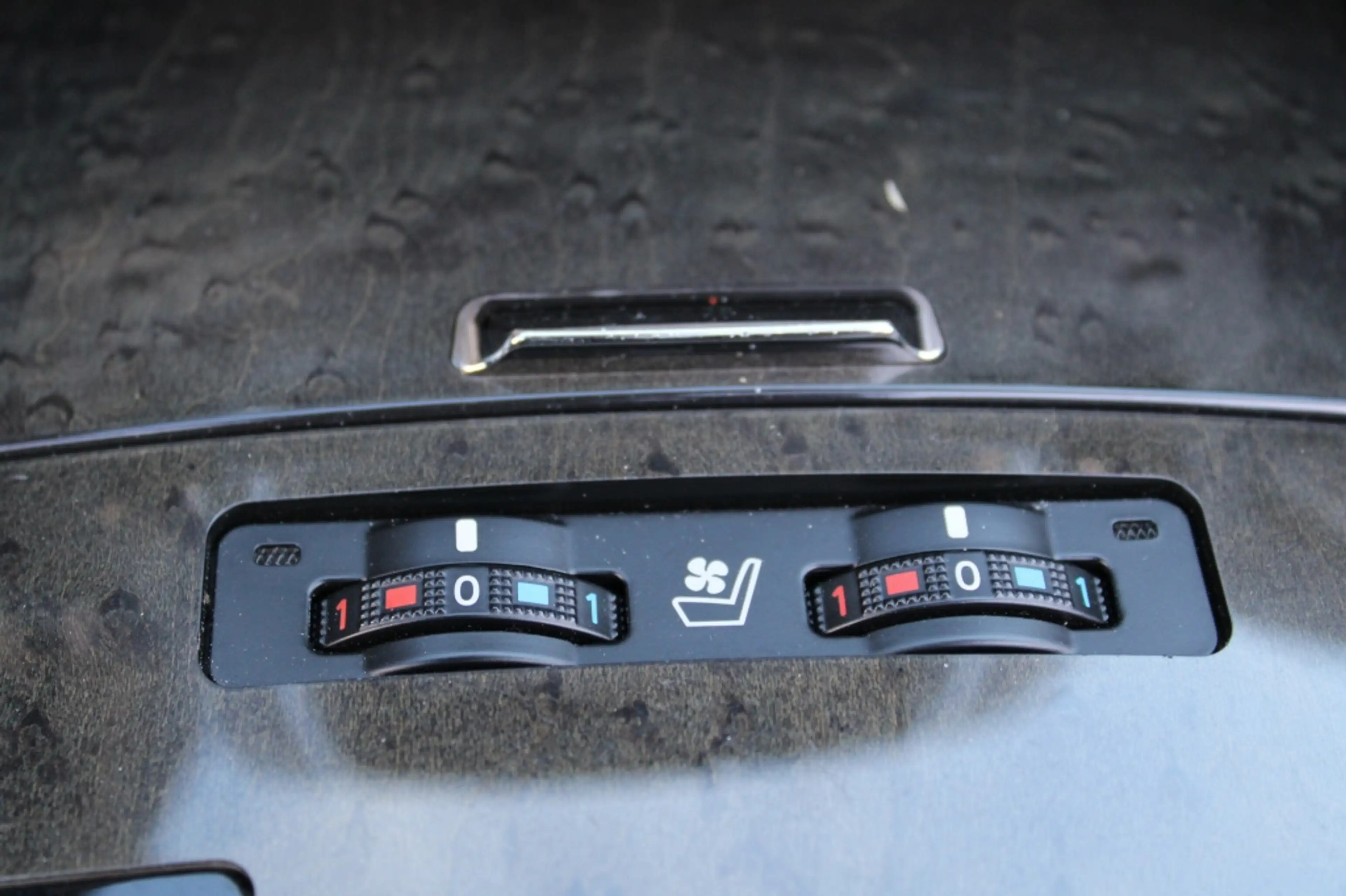 Lexus IS 250 Cabriolet 250C Executive — photo 20
