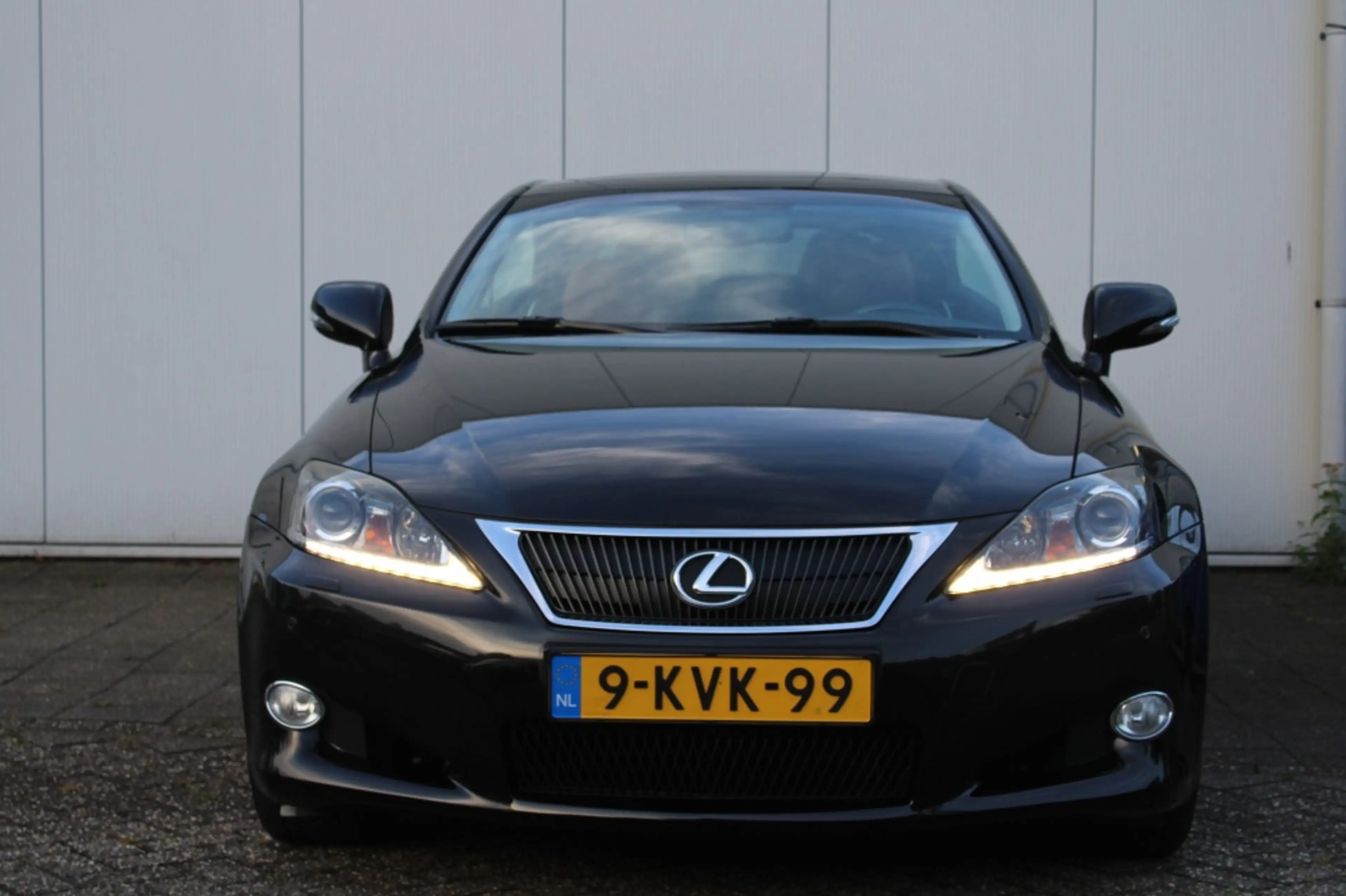 Lexus IS 250 Cabriolet 250C Executive — photo 10