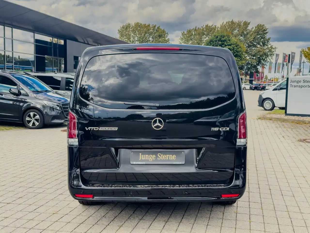 Mercedes-Benz Model not specified 2026