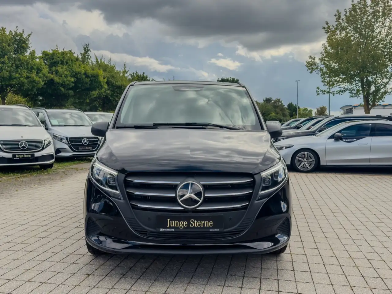 Mercedes-Benz Model not specified 2026
