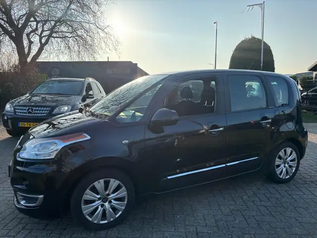 Citroen C3 Picasso view 8