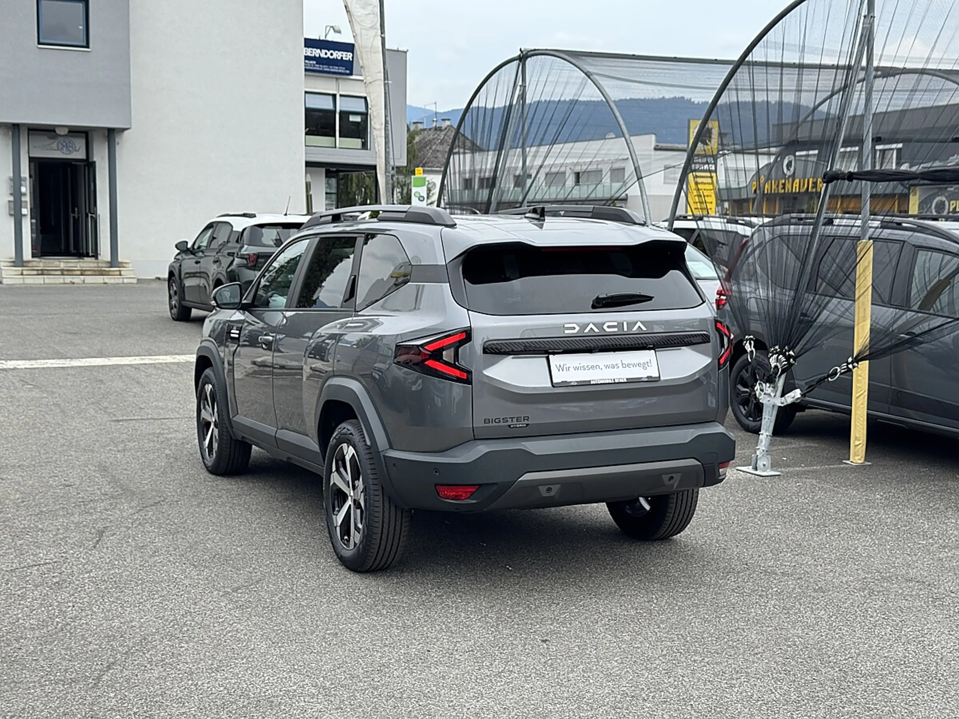 Dacia Bigster Journey Hybrid 155 LED PDC WinterPaketPlus — photo 6