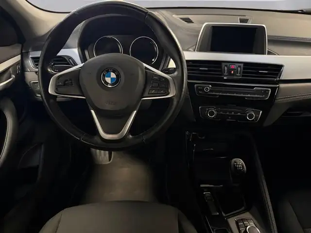 BMW X2 view 12