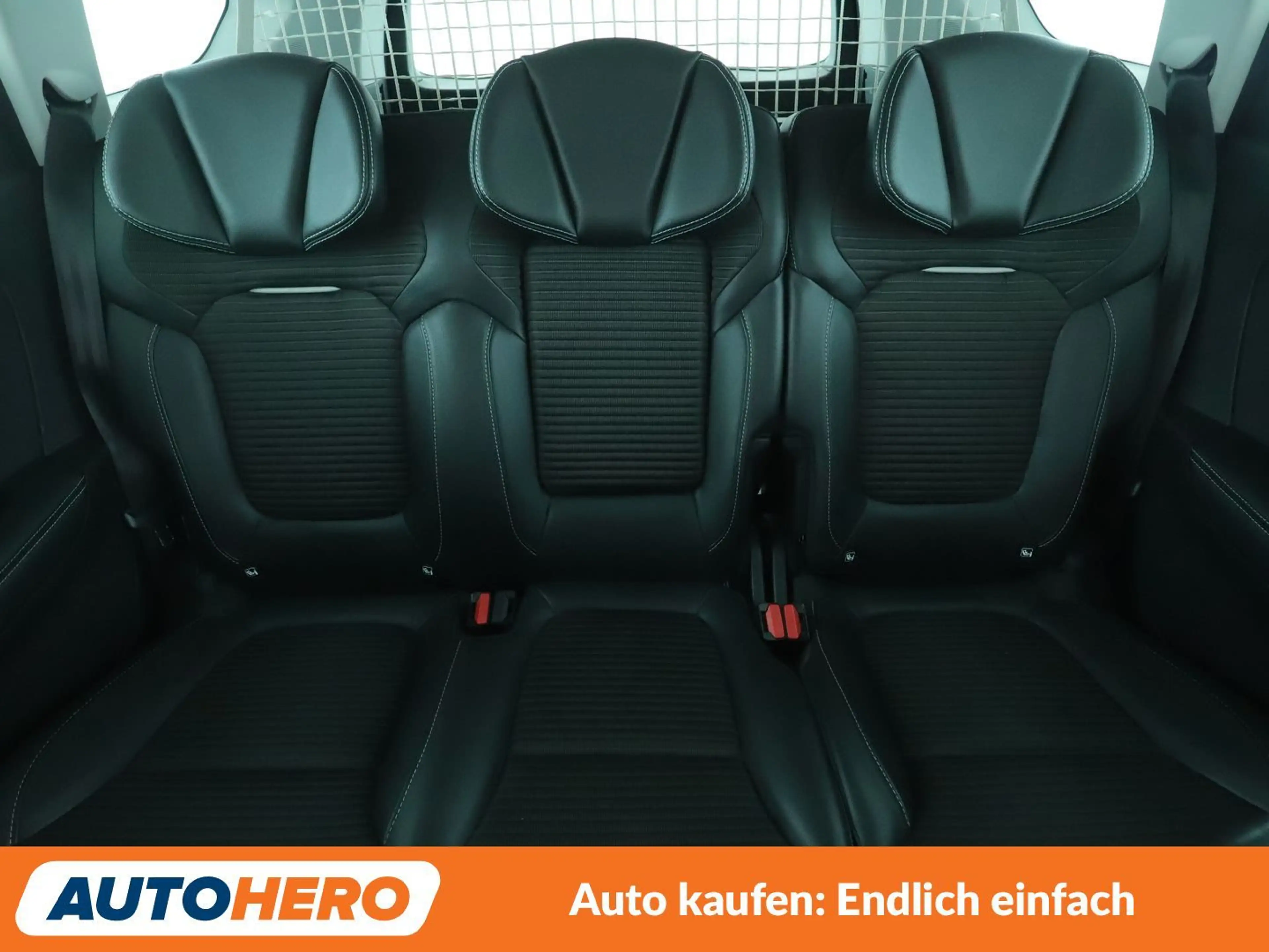Renault Grand Scenic 1.3 TCe Energy BOSE-Edition*NAVI*TEMPO*PDC* — photo 15