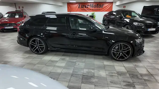 Audi RS6 view 7