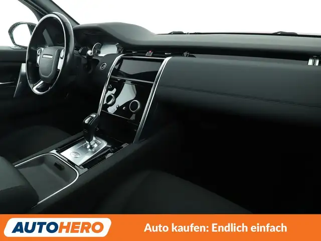 Land Rover Discovery Sport view 13