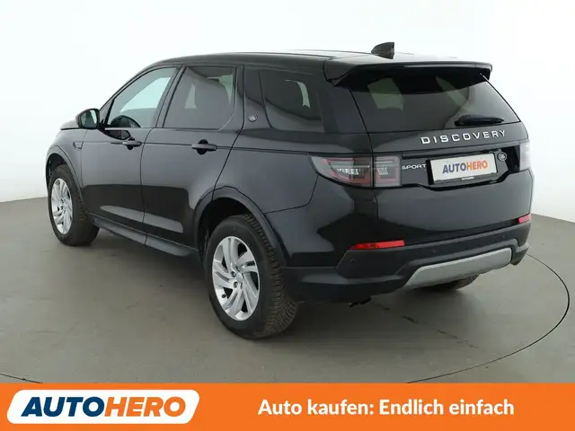 Land Rover Discovery Sport view 4