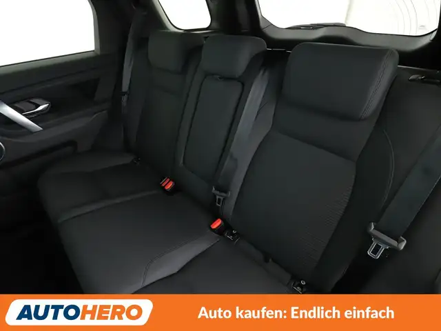 Land Rover Discovery Sport view 14