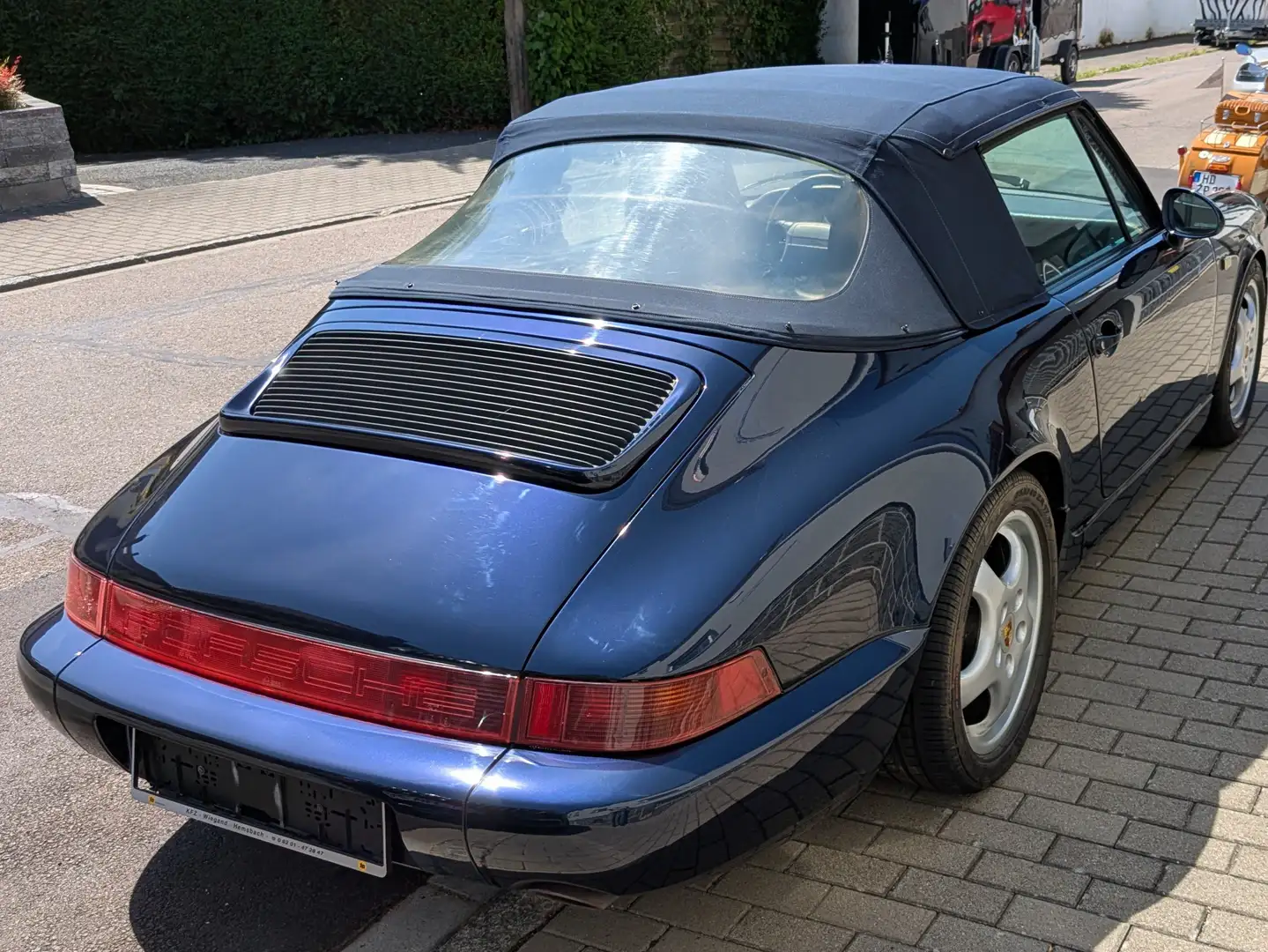 Porsche 911 964 Cabrio - 1