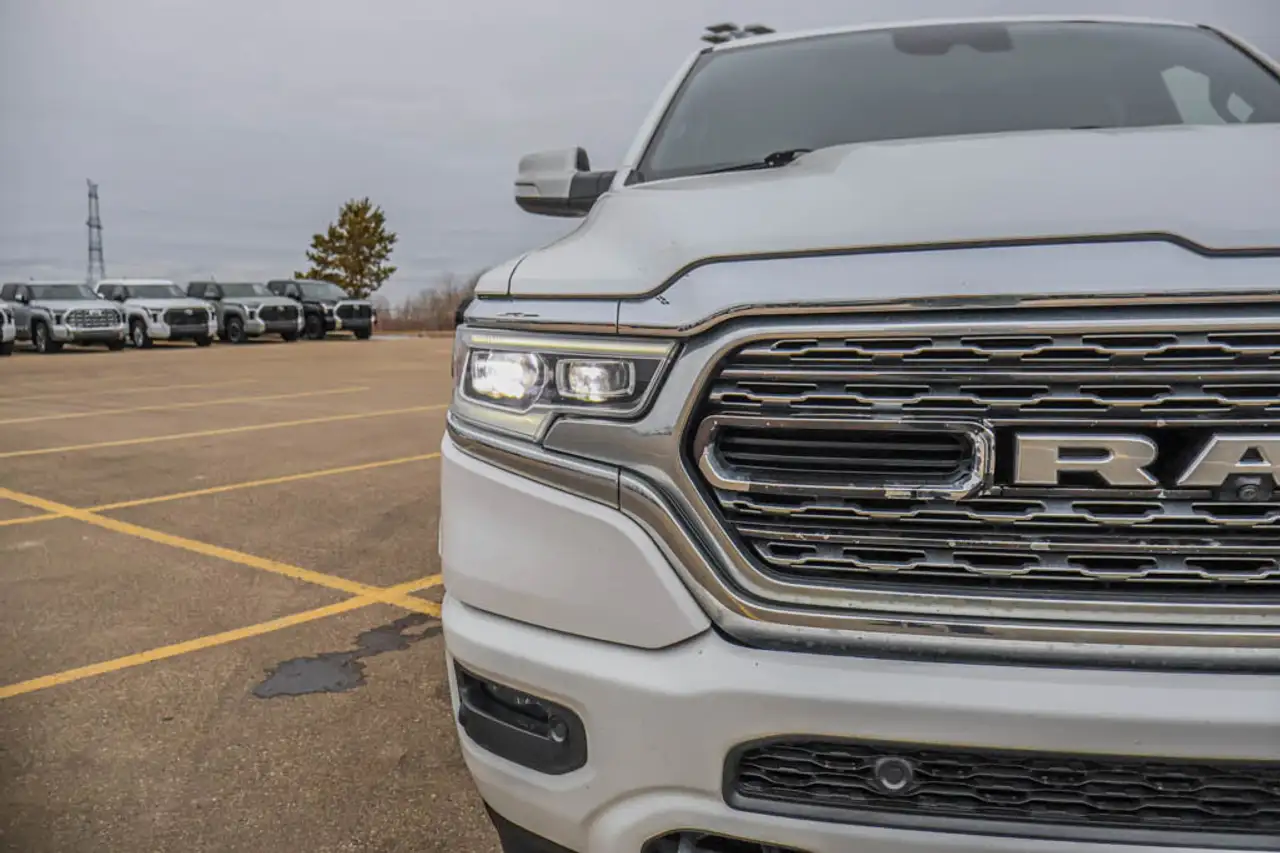 RAM 1500 снимка RAM 1500