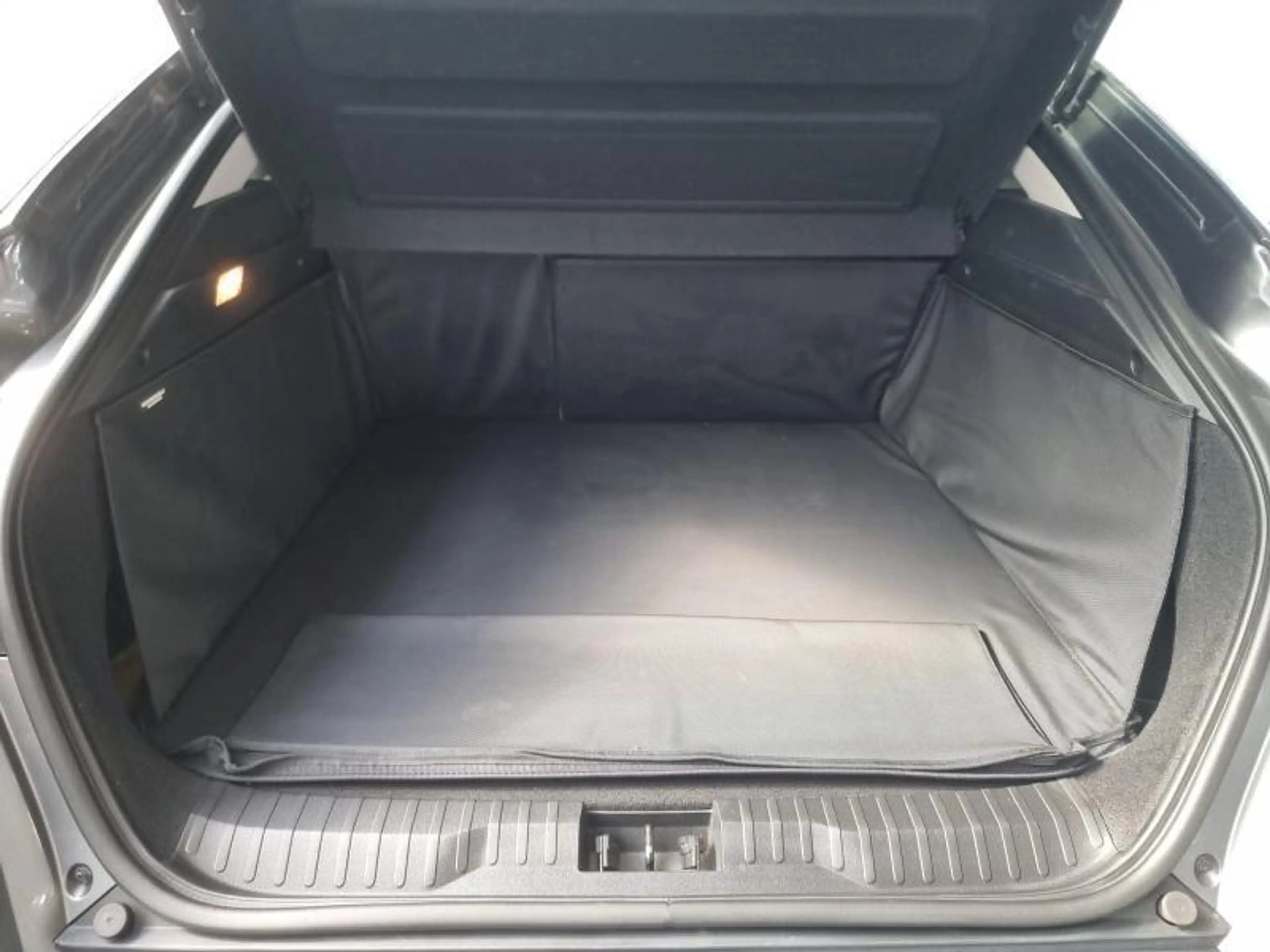 Renault Arkana 1.3 TCe Techno Mild Hybrid EDC 140 Hp — photo 9