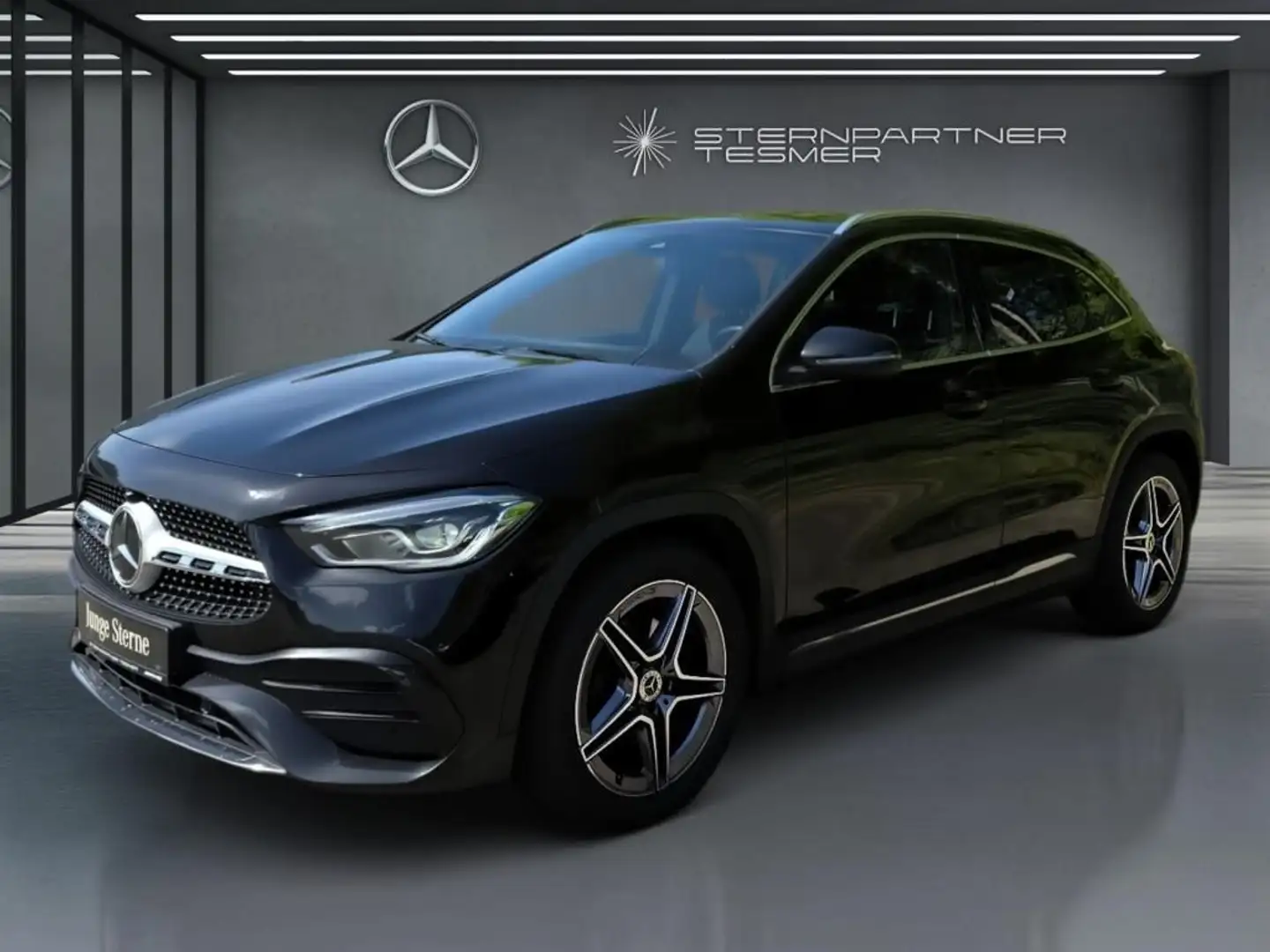 Mercedes-Benz GLA 200 d +AMG+AHK+AMBIENTE+LED+MBUX Schwarz - 2