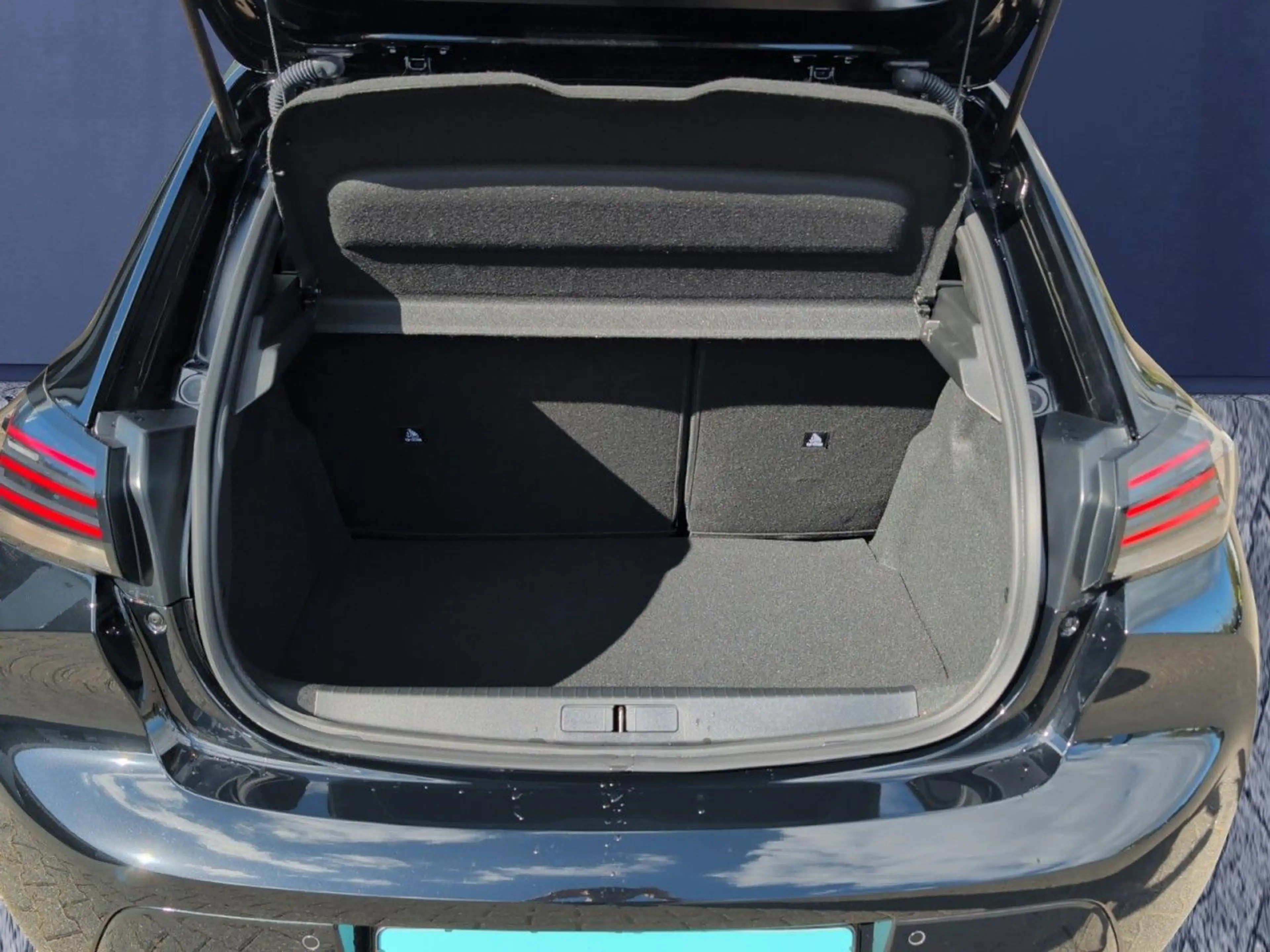 Peugeot 208 Allure 100 Turbo Navi+360-Grad-Kamera+LED — photo 6