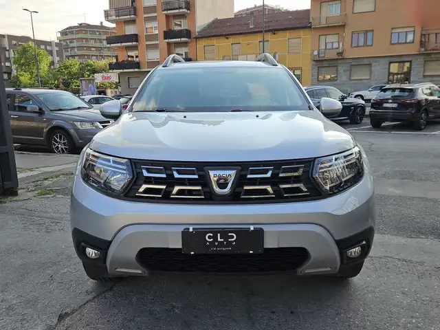 Dacia Duster view 2