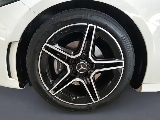 Mercedes-Benz A-Class view 9