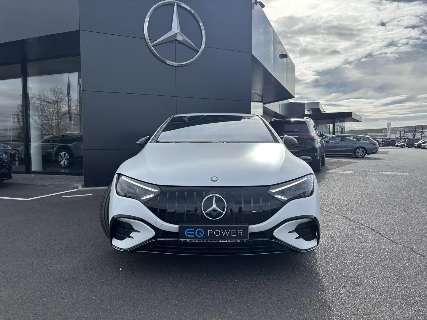 Mercedes-Benz EQE 53 EQE 53 AMG 4 M +Navi+Distronic+Klima+Prem+360°+ Weiß - 2