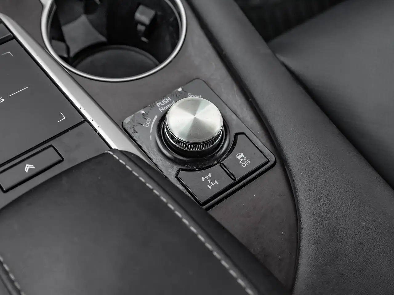 Lexus RX photo Lexus RX