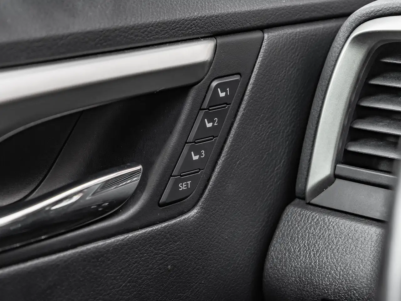 Lexus RX photo Lexus RX