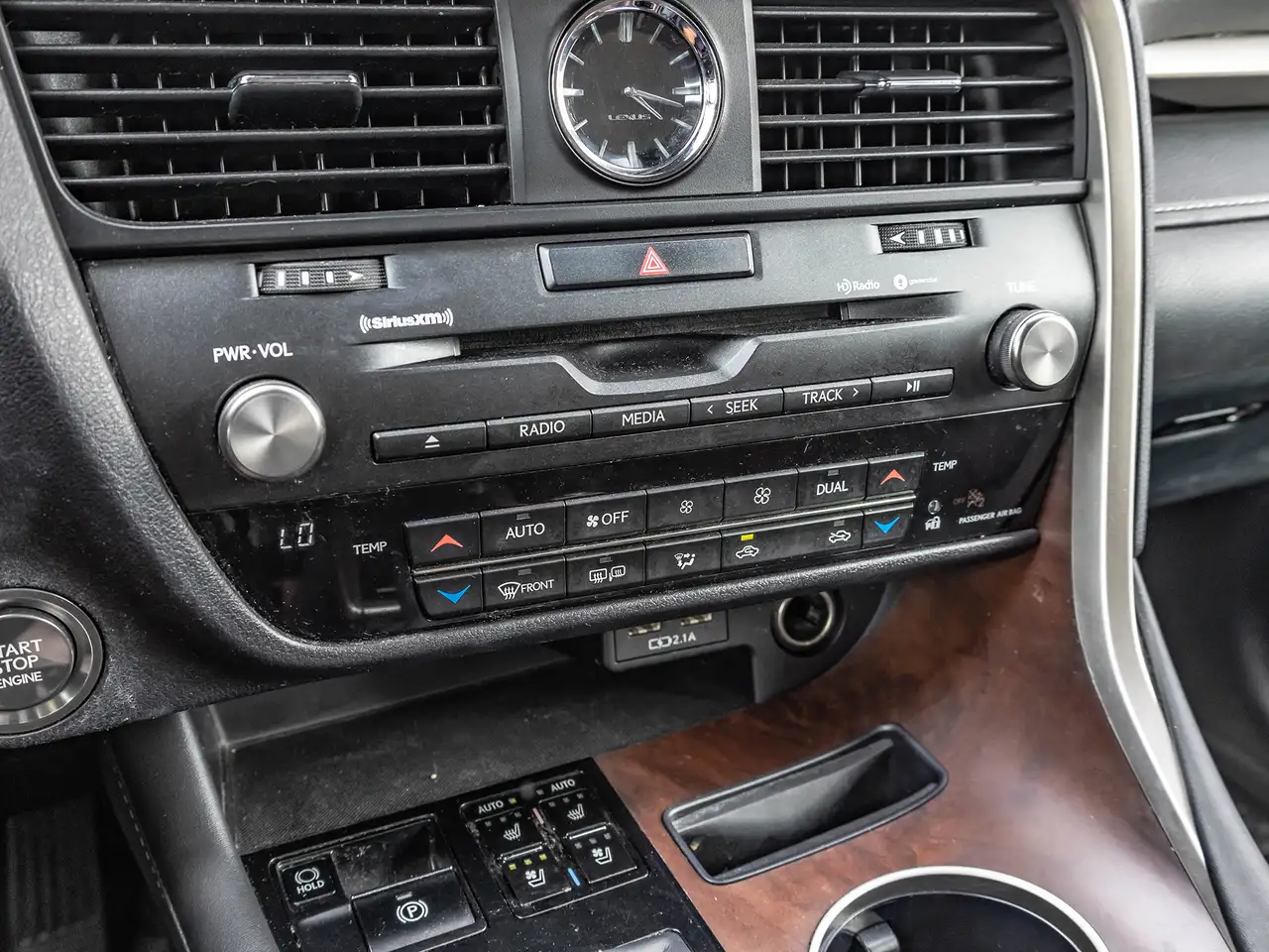 Lexus RX photo Lexus RX