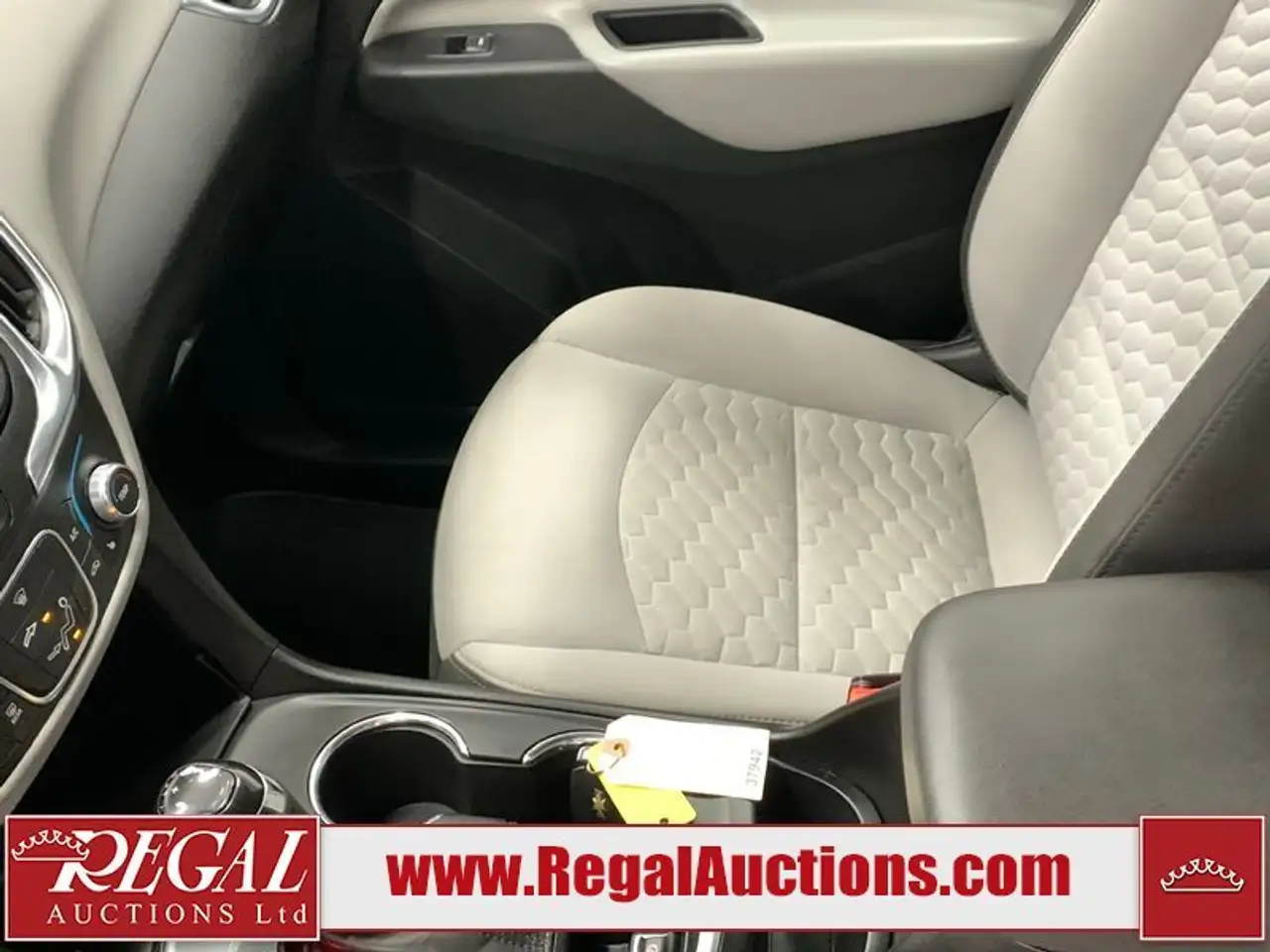Chevrolet Equinox снимка Chevrolet Equinox
