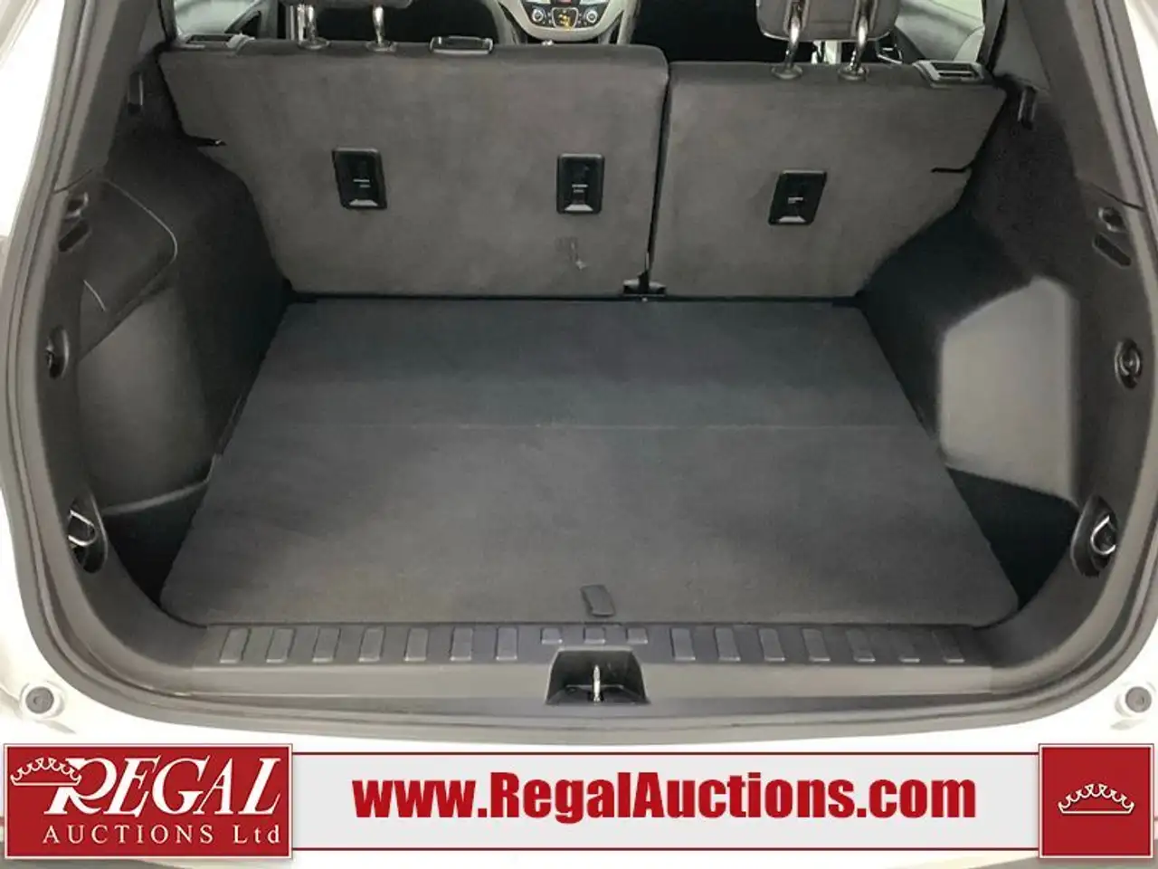 Chevrolet Equinox снимка Chevrolet Equinox