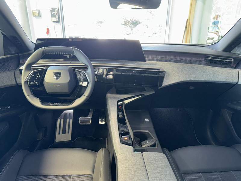 Peugeot 5008 Hybrid 145 GT, 360, ACC, Schiebedach! Navi — photo 13