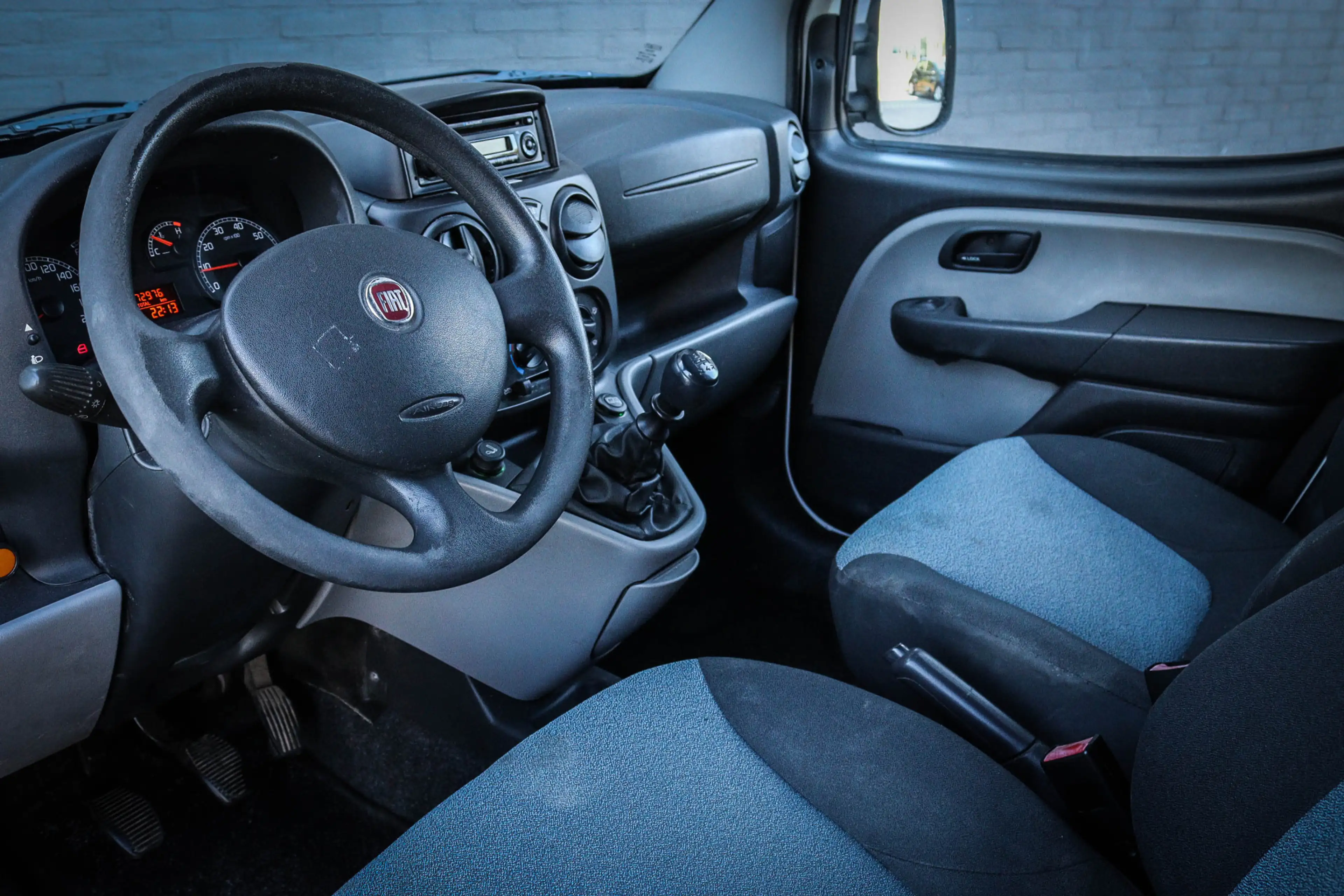 Fiat Doblo 1.4 SX Airco / Lage km stand — photo 5