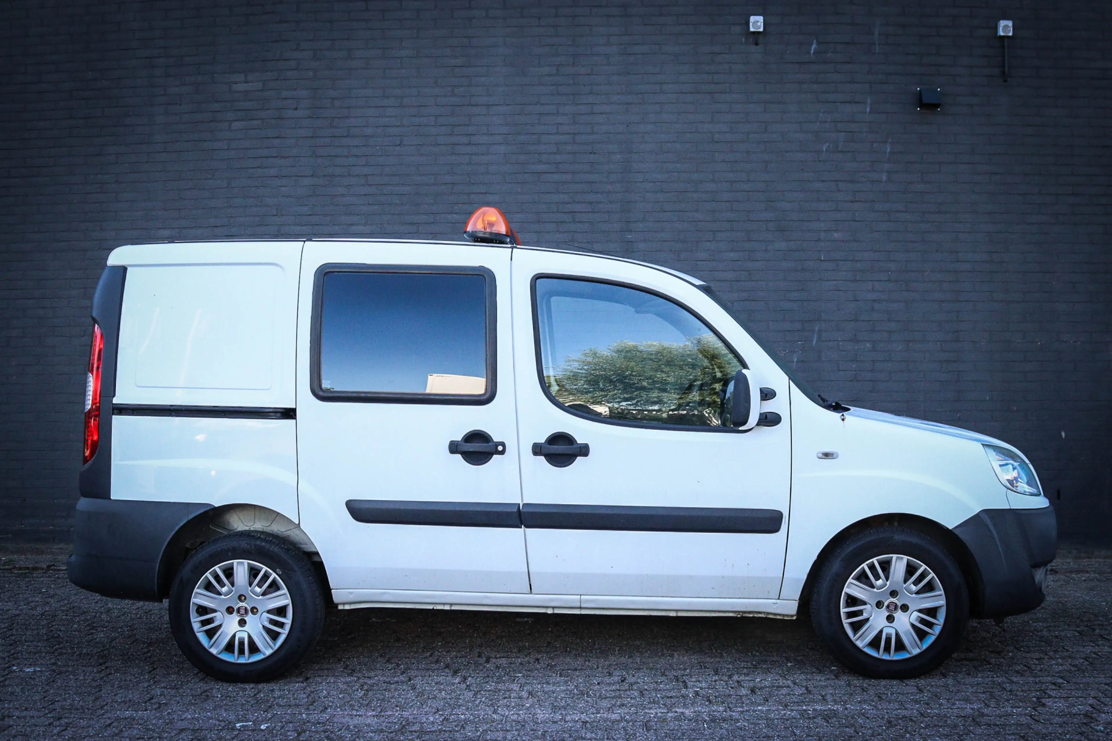 Fiat Doblo 1.4 SX Airco / Lage km stand — photo 3