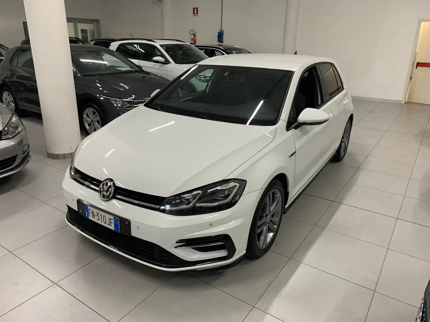 Volkswagen Golf Golf 5p 1.6 tdi Sport R-LINE 115cv Bianco - 1