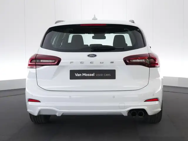 Ford Focus view 5