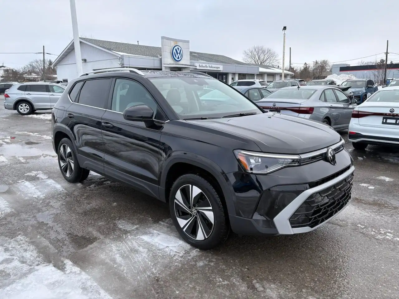 Volkswagen Taos снимка Volkswagen Taos
