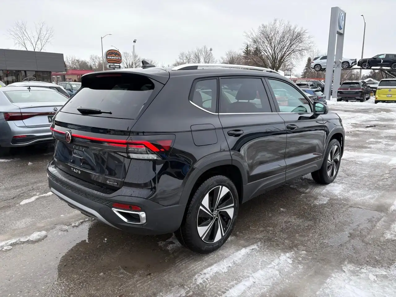 Volkswagen Taos снимка Volkswagen Taos